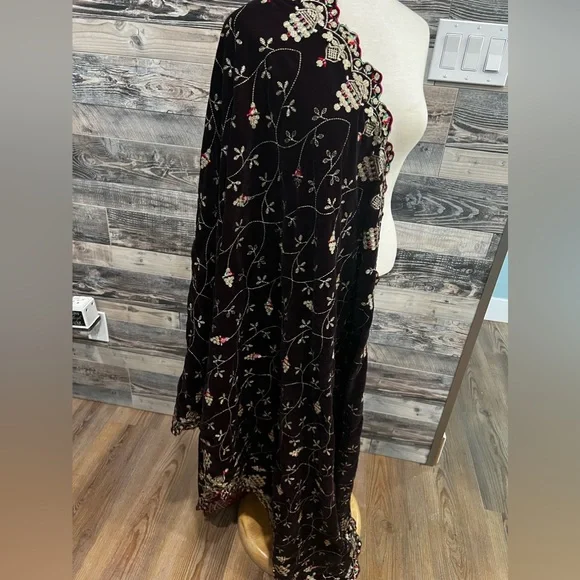 Velvet stall - Picture 2 of 5